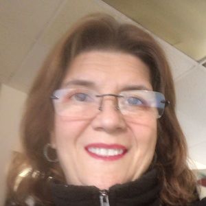 Meet your Posher, Lina